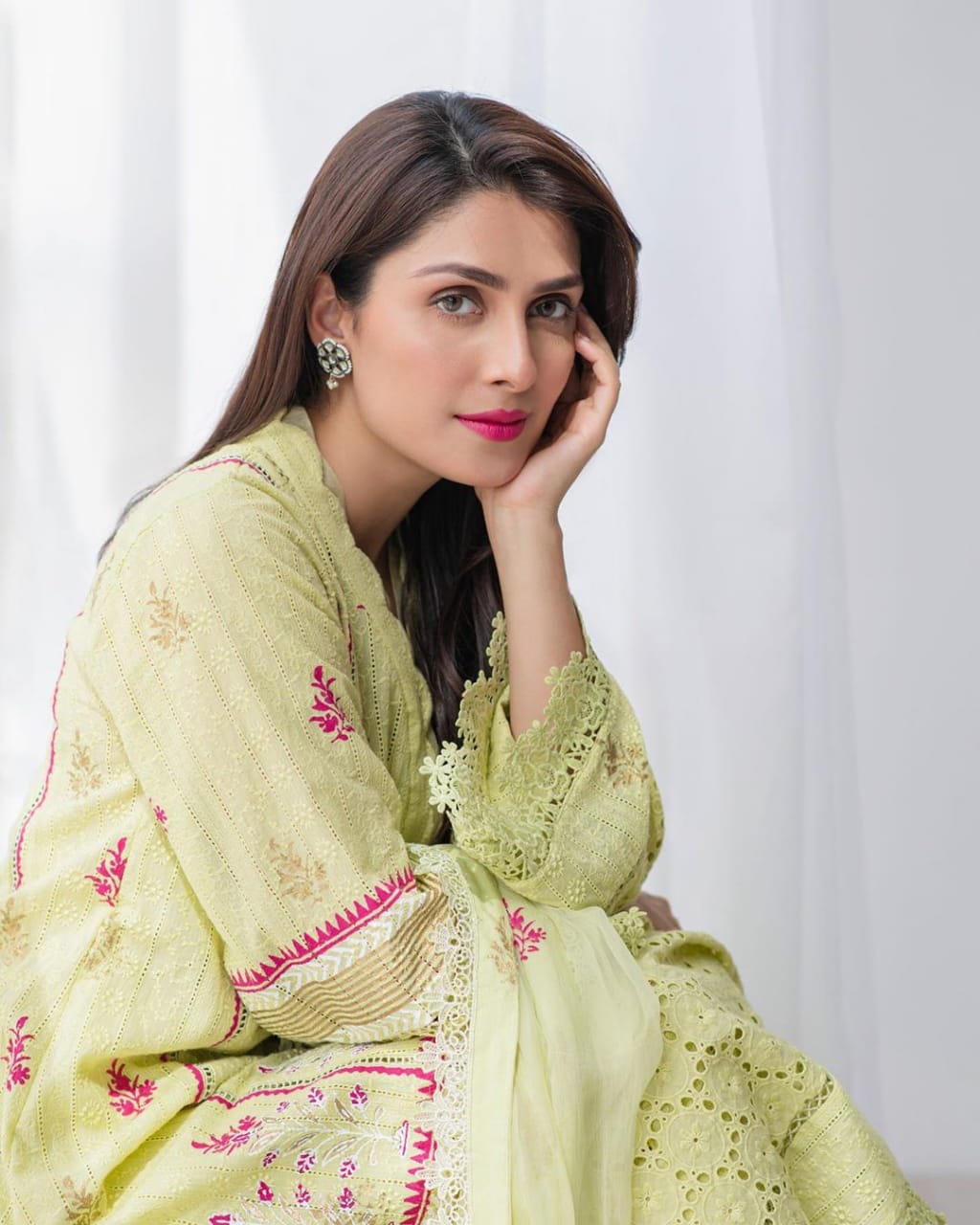 beauty-of-ayeza-1