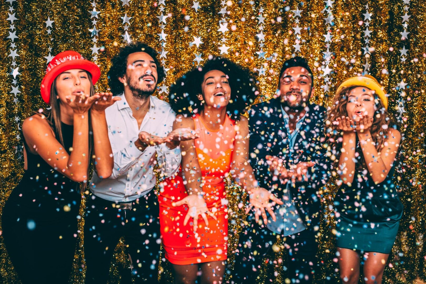 Some Amazing New Year Celebration Ideas To Bring Your Parent's Childhood Memories Back-min