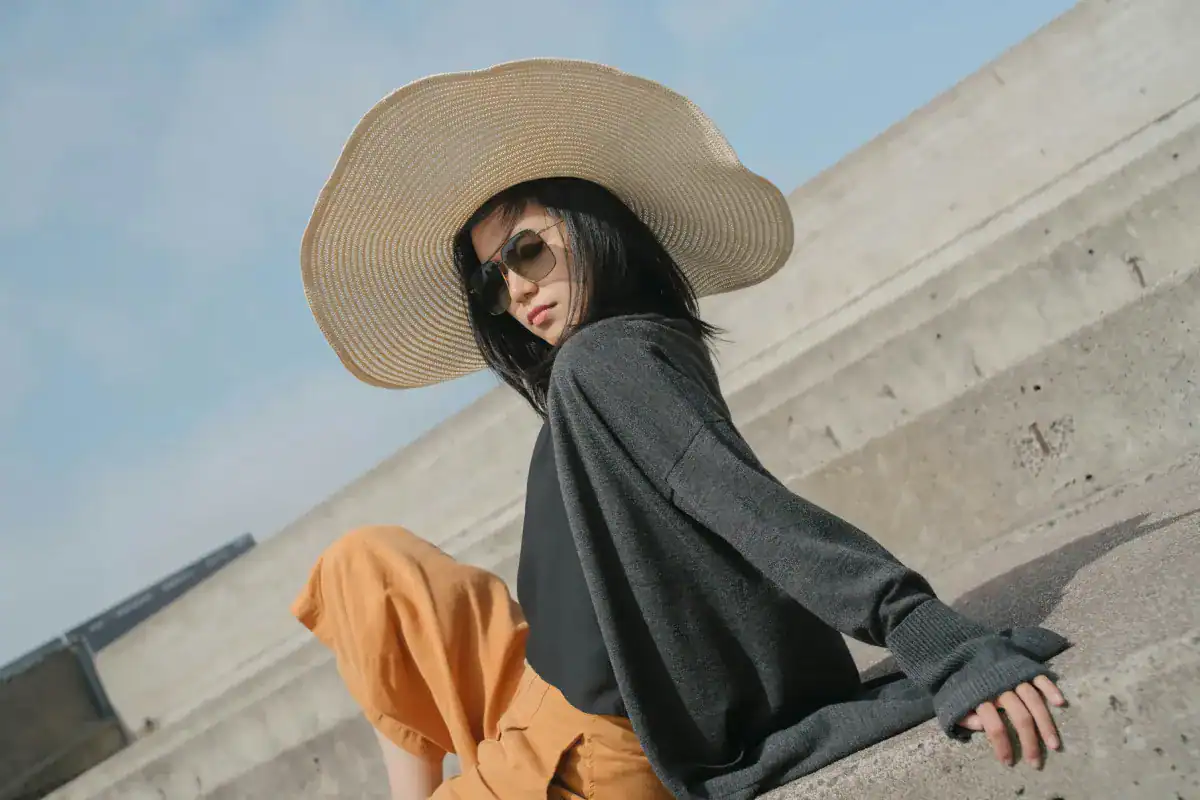 Gen Z Style Explained: How Generation Z Builds Personal Fashion Identity